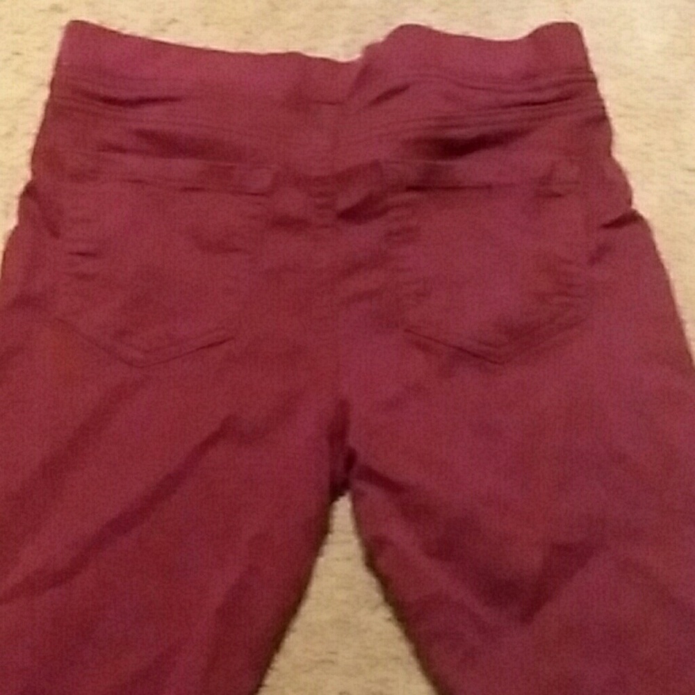 Capris - Picture 2 of 3